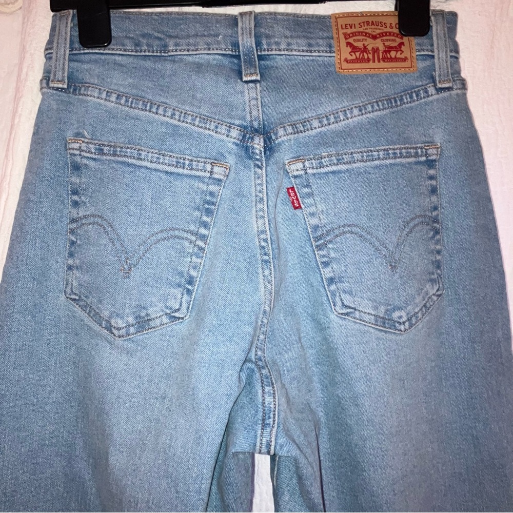 Levi's Women’s Highwaisted Mom Blue Denim Jeans